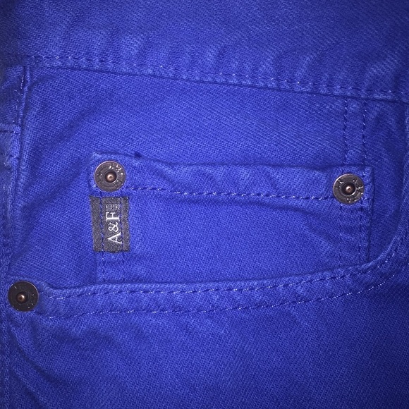 EUC ABERCROMBIE AND FITCH - Picture 3 of 7